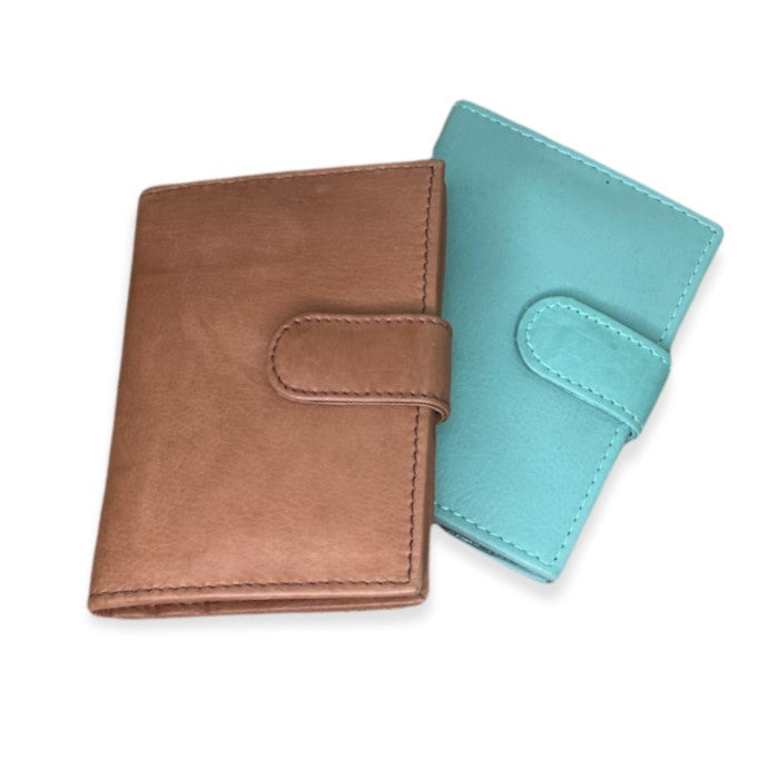 Καρτοθήκη δερμάτινη CG112