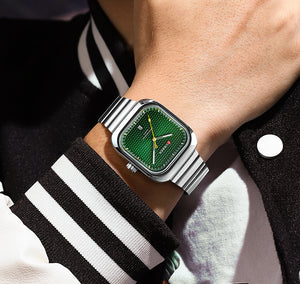 Curren Golf Silver Green Ρολόι με Πράσινο Καντράν και Ασημένιο Μπρασελέ