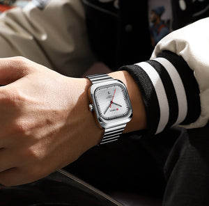 Curren 8460 Silver White Ρολόι με Λευκό Καντράν και Ασημένιο Μπρασελέ