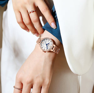 Curren Ρολόι Γυναικείο 9085 με Ροζ Χρυσό Μπρασελέ και Ασημένιο Καντράν